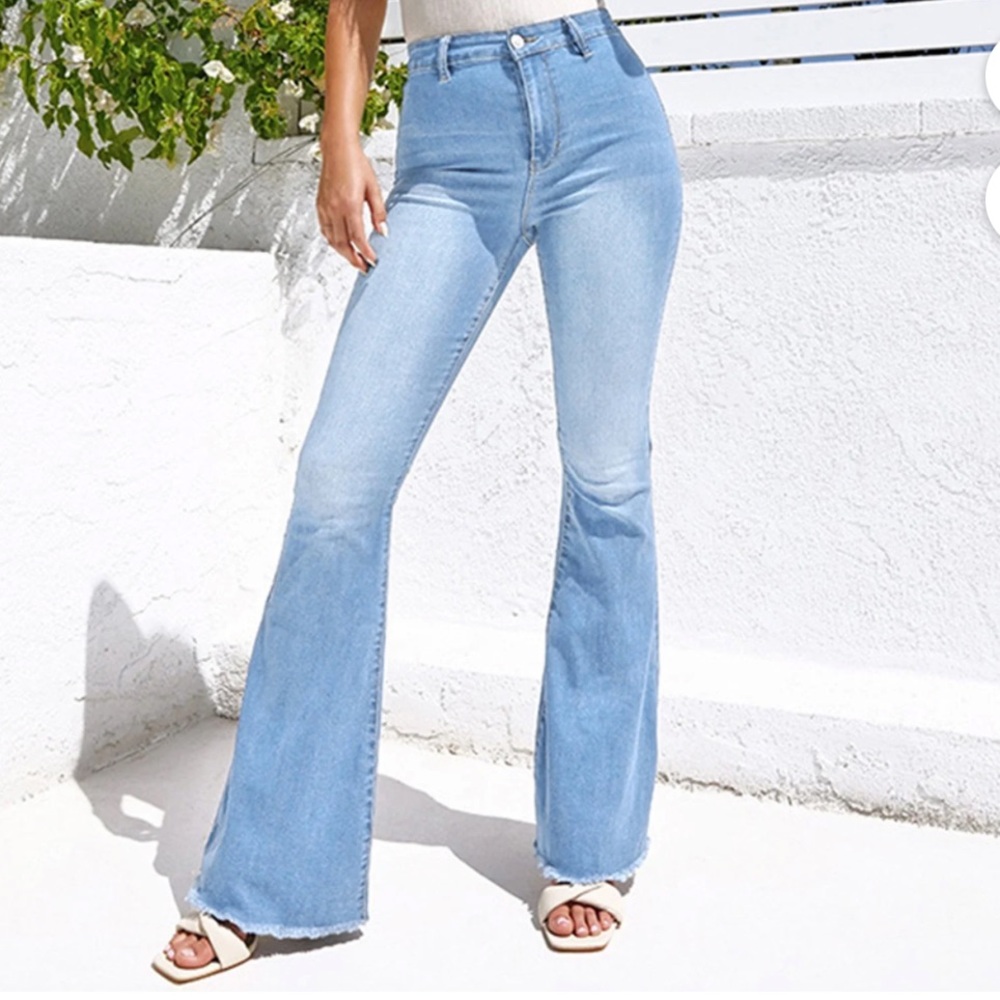 MNG DENIM HIGH-RISE FLARE LEG JEANS 30x33 ⭐️